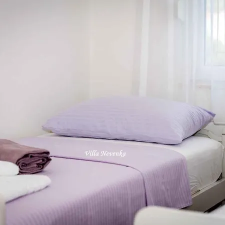 - Sibenik Riviera 7187 Rogoznica (Sibenik-Knin)