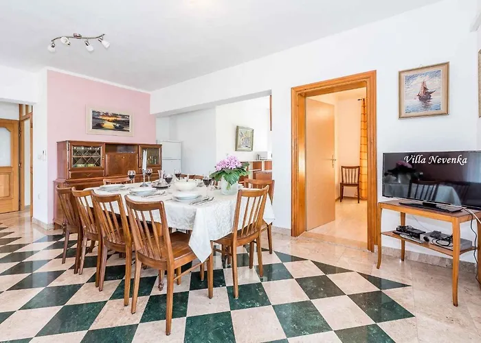 - Sibenik Riviera 7187 * Rogoznica (Sibenik-Knin)