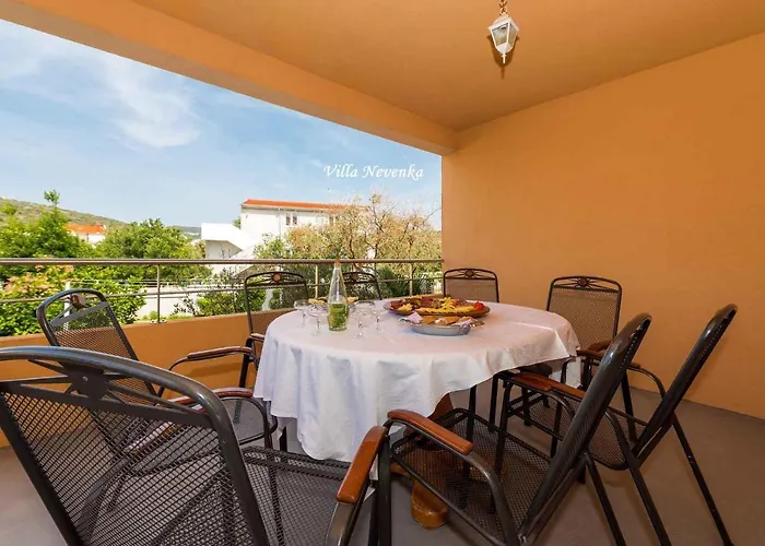 - Sibenik Riviera 7187 * Rogoznica (Sibenik-Knin)